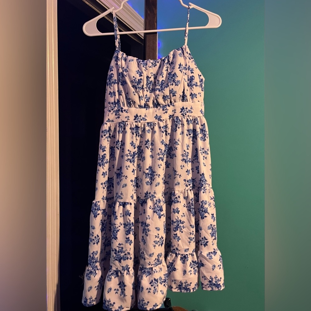 blue and white flower print dress